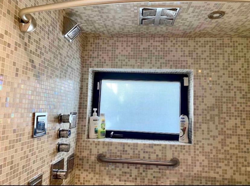 Entire Private Beautiful 2 Bedroom Plus Den House With Gated Front&Back Yard And Free Parking 10Min Drive To Miami Beach Ngoại thất bức ảnh