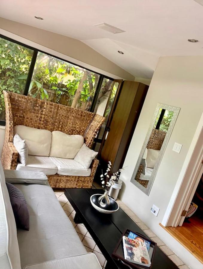Entire Private Beautiful 2 Bedroom Plus Den House With Gated Front&Back Yard And Free Parking 10Min Drive To Miami Beach Ngoại thất bức ảnh