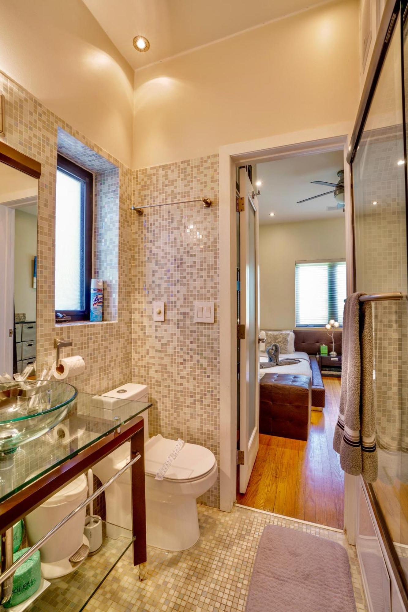Entire Private Beautiful 2 Bedroom Plus Den House With Gated Front&Back Yard And Free Parking 10Min Drive To Miami Beach Ngoại thất bức ảnh