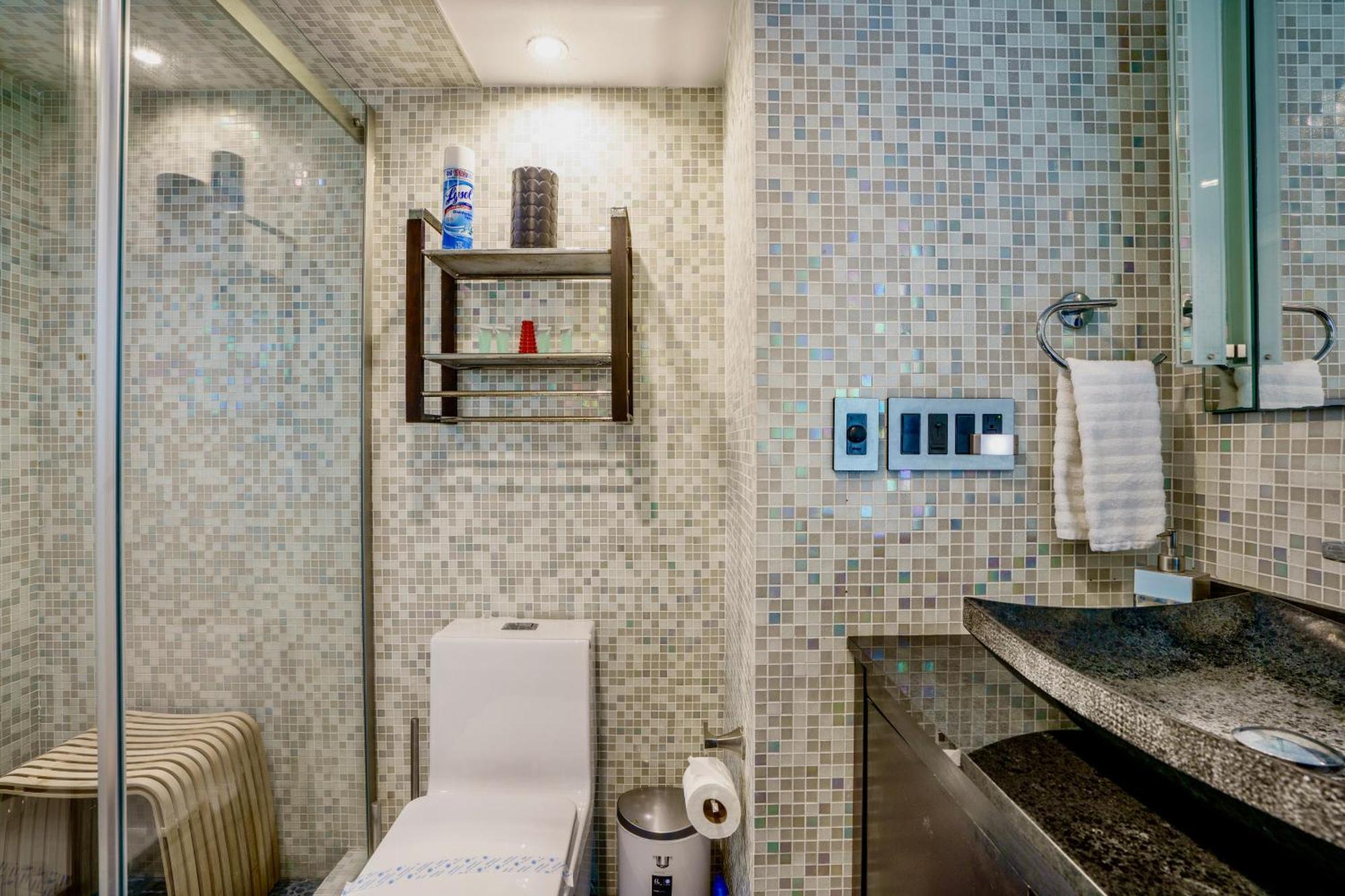 Entire Private Beautiful 2 Bedroom Plus Den House With Gated Front&Back Yard And Free Parking 10Min Drive To Miami Beach Ngoại thất bức ảnh