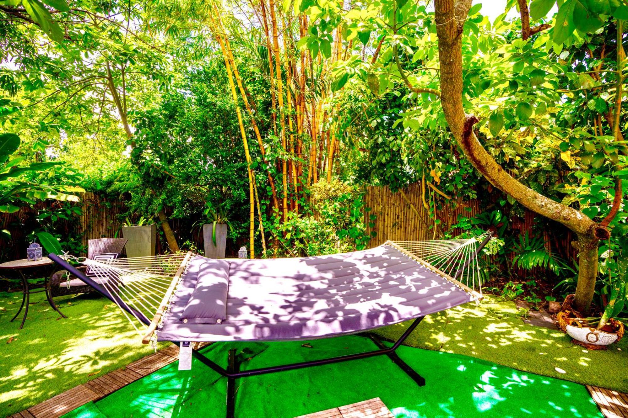Entire Private Beautiful 2 Bedroom Plus Den House With Gated Front&Back Yard And Free Parking 10Min Drive To Miami Beach Ngoại thất bức ảnh