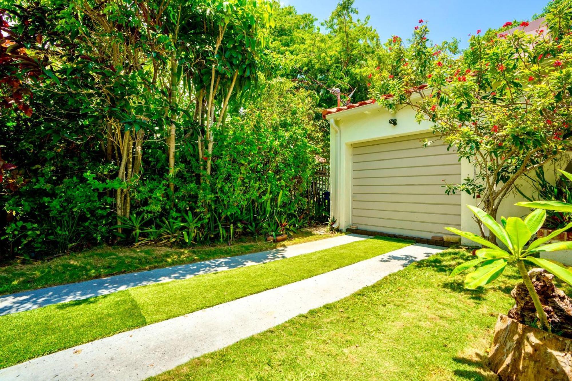 Entire Private Beautiful 2 Bedroom Plus Den House With Gated Front&Back Yard And Free Parking 10Min Drive To Miami Beach Ngoại thất bức ảnh